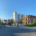 Biệt Thự Góc 2 Mặt Tiền View Sông Đối Diện Công Viên. Diện Tích: 209M2(13X20M). Giá Bán 17.2 Tỷ Có Thương Lươg