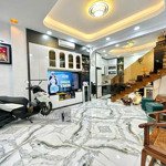 Bán nhà mặt tiền đường cẩm bá thước phường 7 phú nhuận 4x8,5m nở hậu 5m 1 trệt 2 lầu st 4 phòng ngủ3wc