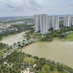 Cần bán căn 2 ngủ onsen giá 4.x tỷ bao phí ban công đông nam view hồ, sân golf