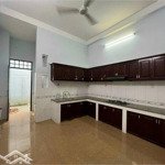 Hvl [nc] bán nhà 4 tầngmặt tiềnchợ phước bình, tiện kinh doanh buôn bán