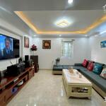 Bán nhà riêng, đường Chợ Hàng, 4 tỷ, 45 m2,Ngõ 4m, vị trí đẹp hot!