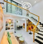 Nhà ngộp sơn lại như mới dt 40m2 sổ sẵn đường luỹ bán bích giáp đầm sen q11 đang cho thuê 6tr/tháng