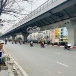Cần bán nhà mặt phố minh khai mặt tiền quyền lực xây toà văn phòng đỉnh dt : 110 m x đất x mt 8,5
