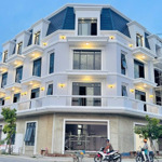 Chỉ với 945 triệu (15%) ký ngay hđmb cho nhà phố 4 tầng mặt biển khu đô thị bình sơn