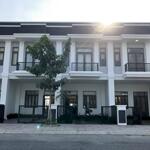 Nhà phố 2 tầng da the sol city, giá 2 tỷ850 triệu , sau chợ hưng long, bình chánh