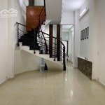 Nhà ngay cv đầm sen, 3 tầng btct, dt 4x18m 6pn, giá 7.5 tỷ