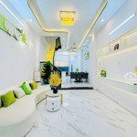 Chủ gửi bán gấp căn nhà 62,4m2 đường tôn đản, quận 4 gần chợ đoàn văn bơ - 3tỷ640