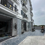 Cực đẹp đại thành - quốc oai. 55m2*4t, oto đỗ cửa, cách trục chính 20m. 4pn thoáng mát. giá 3,85 tỷ
