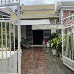 Bán nhanh căn nhà trung tâm liên nghĩa đức trọng, cách chợ 300m, cách đường thống nhất 50m