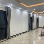 Lô góc - bán nhà mặt phố đa sỹ , kinh doanh siêu đỉnhdiện tích56m2 - giá bán 14ty3 , thang máy cực tiện