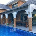 Bán căn góc biệt thự giáng hương villas có hồ bơi.diện tích594m2 giá bán 18 tỷ