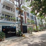 Nguyên căn góc nội bộ đường đặng thùy trâm - dt: 180 m2 - giá bán nay chỉ có : 34.9 tỷ