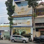 Cho Thuê Nhà 7,5X20, 1Hầm 1 Triệuệt 3Lầu Mặt Tiền Lê Hồng Phong
