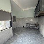 Trống 2 phòng vip cho thuê tại đường âu cơ, liên chiểu rộng thoáng có cửa sổ, ban công diện tích: 30m2
