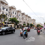 Mtkd cực đẹp-đối diện city land-chất lượng xd siêu đỉnh-1 phút tới lotte mart-4 tầng hẻm 8m, 11.xtỷ