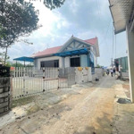 370m có 100m tc giá chỉ hơn 10tr 1m đất đông yên quốc oai có sẵn nhà mái thái mới xây