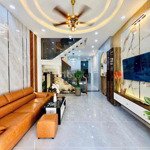 Bà hom cổng chào phố ăn q6 ( 4 * 22 ) 2 tầng 10.5 tỷ