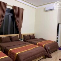 Bán Nhà Nghỉ Homestay Mặt Đường Quốc Lộ Gần Bến Xe Khách Đồng Văn. 700M2, 600 Triệu/Tháng