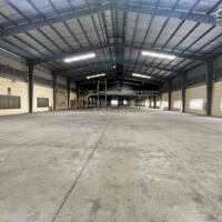 Cho thuê kho Xưởng KCN Hòa Khánh, DT: 4000m2, ngay cổng khu công nghiệp.