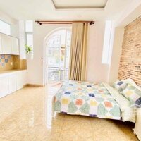 Siêu Phẩm Ch 2 Balcon Ngay Lê Văn Sỹ