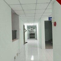 Căn Hộ Acc, 2 Phòng Ngủ 1Toilet, Không Nội Thất