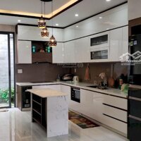 Bán Nhà Đẹp 3 Tầng Full Nội Thất Trục Thông Đấu Lưng Minh Mạng, Gần Shophouse Nhx. Giá Bán 5 Tỷ