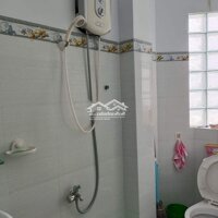 Nhà Nguyên Căn Quận 10, Cmt8 8, 4 Phòng Ngủ Dtsd: 144M2