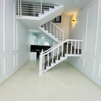 Bán Nhà 50M2 X 3,5 Tầng Hào Khê. Giá Bán 2,59 Tỷ. Liên Hệ: 0898.830.333 Xem Nhà Miễn Phí