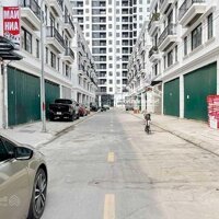 Cần Tiền Trả Nợ Ngân Hàng Bán 84M2 Căn Xẻ Khe Shophouse Sông Hồng, Trâu Quỳ