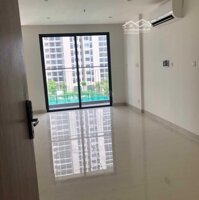 Bán Lỗ 512 Triệu Căn 2Pn+, View Đẹp, Lầu Đẹp Toà S8 Giá Bán 3,3 Tỷ Bao Hết Thuế Phí