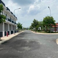 Kèo Thơm Chủ Cần Bán Gấp Lô B2 Dự Án Young Town Tây Bắc Sài Gòn, Đối Diện Công Viên, 80M2, 800 Triệu