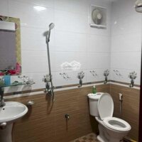 Cho Thuê Nhà 3 Tầng Mặt Đường Nguyễn Bính. Diện Tích 100M2 Giá 7 Triệu/Tháng Vừa Ở Và Kinh Doanh Tốt