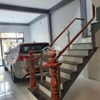 Nhà Mặt Tiền Full Thổ 150M2 Hố Nai