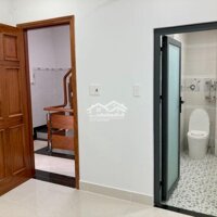 Nhà Hẻm Thông Ngay Trần Đình Xu Q.1. 42M2. 4 Lầu.