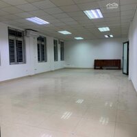 Cho Thuê Văn Phòng 180M2 Tại Ngã Tư Sở, Vương Thừa Vũ, Tòa Mới, View Đẹp, Liên Hê Ngay 08.1616.6286