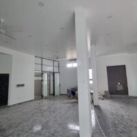 Chính Chủ Cho Thuê Văn Phòng 75M2X5 Tầng, Giá Từ 27 Triệu Đầy Đủ Điều Hòa, Nóng Lạnh Vị Trí Thuận Tiện