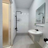 Căn Hộ 2 Phòng Ngủ2 Wc Sát Vincom Nguyễn Xí ️