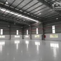 Cho thuê nhà xưởng KCN Vân Trung dt 6700m2, đôc lập làm chế xuất. LH 0988457392