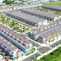 Hàng Ngộp 1 Trệt 1 Lầu Full Nội Thất Đường Dân Chủ Kcn Vsip 2 Kđt Suncasa Giá Chỉ 3,15 Tỷ/100M2