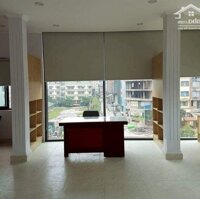 Cho Thuê Văn Phòng Gía Rẻ 30M2 Gía 5 Triệu/Th Full Nội Thất