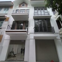 Cho Thuê Nhà Mới Đẹp Kđt Xa La, Hà Đông 160M2, 4 Tầng,Mặt Tiền8M, Thông Sàn, Full Điều Hòa. Giá 35 Triệu