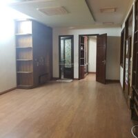 Cho Thuê Nhà Riêng Trung Kính Làm Văn Phòng, Xnld, Du Học.diện Tích80M2, 4 Tầng, 1 Tum. Giá 31 Tr/Th