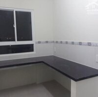 Căn Hộ Mới 50M2, 2 Phòng Ngủ Tủ Đồ Lớn 2M, Giường Đôi, Nệm, Máy Nước Nóng, Bao Phí Quản Lý 1 Năm