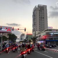 Cho thuê khách sạn 2 MT ngay trung tâm thành phố Đà Nẵng