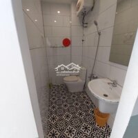 Phòng Có Bancon Homestay Nguyễn Kiệm 25M2