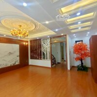 Nhà Mới 60M2 Thang Máy Đức Giang Nhỉnh 8Tỷ, Long Biên - Ô Tô Vào Nhà - Gần Mặt Phố.