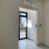 Nhà Nhỏ Xinh Hẻm 49 Nguyễn Tất Thành, Tây Nam