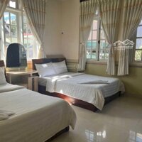 Cho Thuê Villa 5 Phòng Theo Ngày. Giá Chỉ 2 Triệu 0935413313