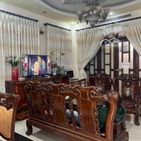 Cho Thuê Villa 5 Phòng Theo Ngày. Giá Chỉ 2 Triệu 0935413313