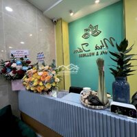 Sang Tiệm Spa Dưỡng Sinh Và Facial. Hoạt Động Ngay